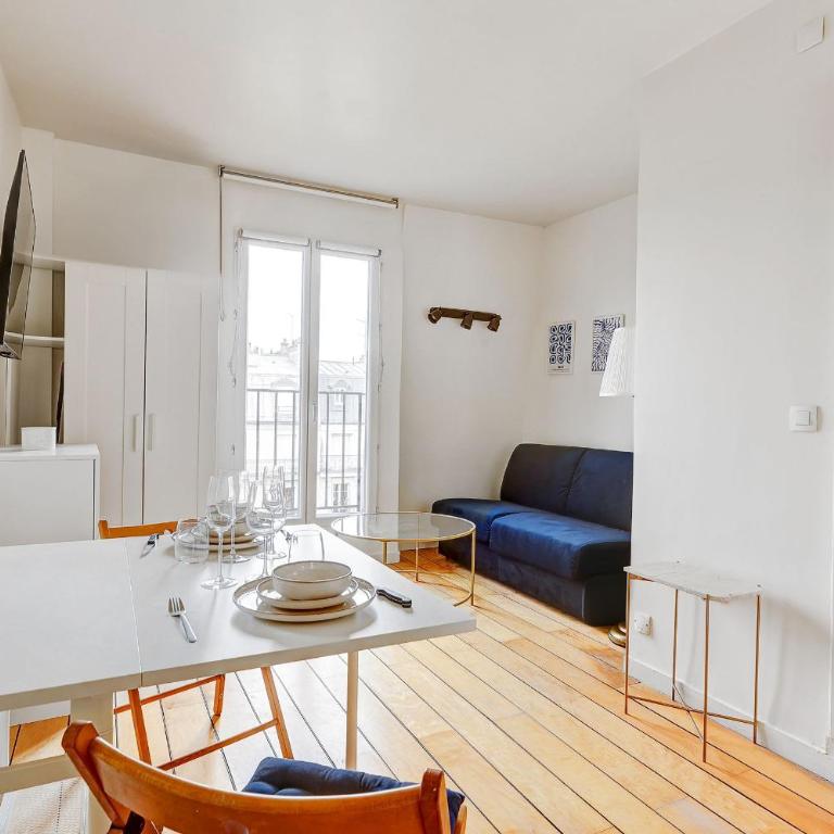 Sejour cosy a deux entre Voltaire & Marais - Appartement - 1