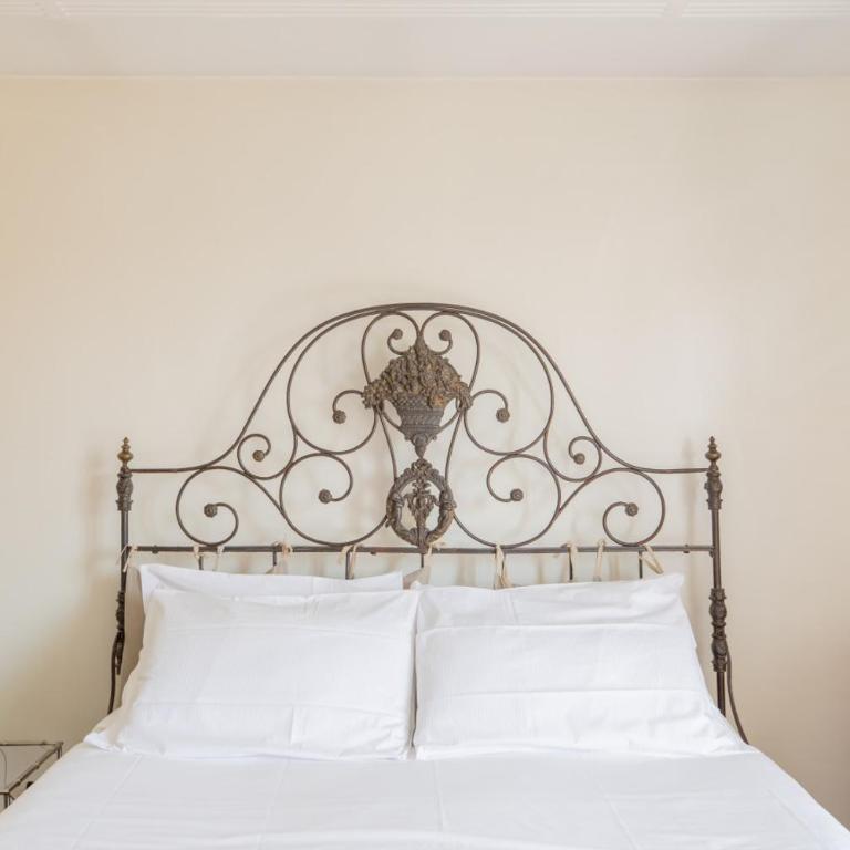 Celeste Retreat al Pantheon - Homkeey Apartments - Appartamento con 2 Camere da Letto e Balcone - 3