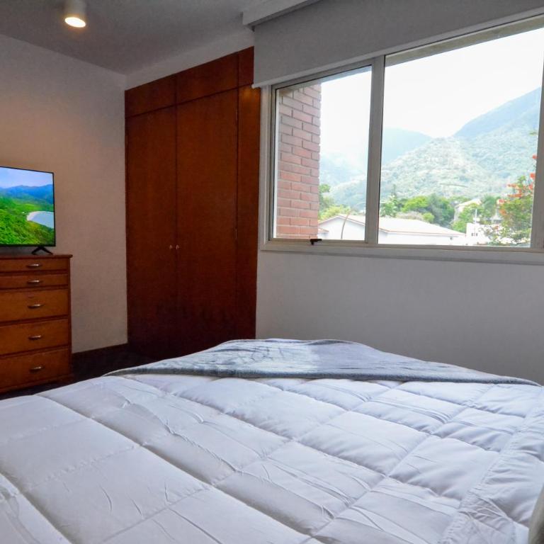 Nomad Suites Altamira - Studio Apartment with Balcony - 3