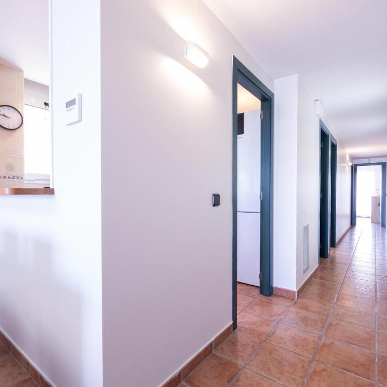 Amplio piso a 150m de la playa con estacionamiento y aire acondicionado - ES-325-44 - Apartment - 23