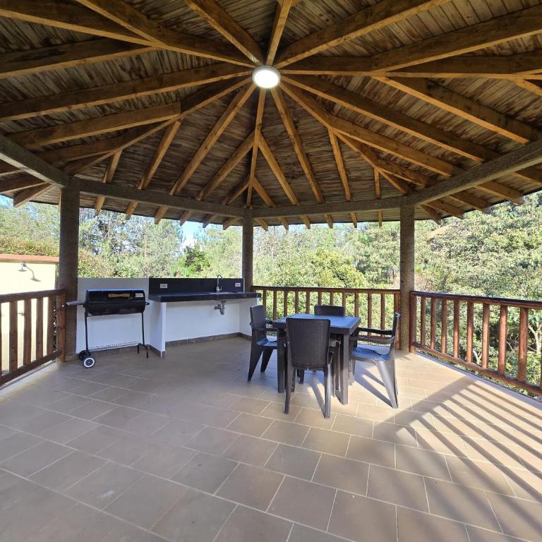 Excepcional Cabaña Cerca Medellín Jacuzzi - Chimenea - Parking - Casa de 3 dormitorios - 4