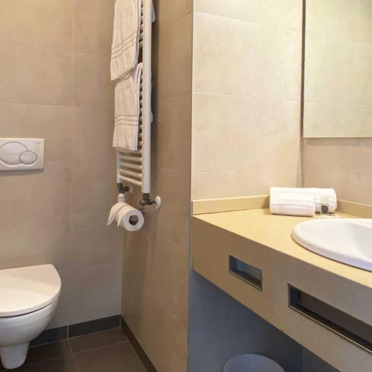 Luxury Rooms Padova Station - Camera Matrimoniale Standard - 6
