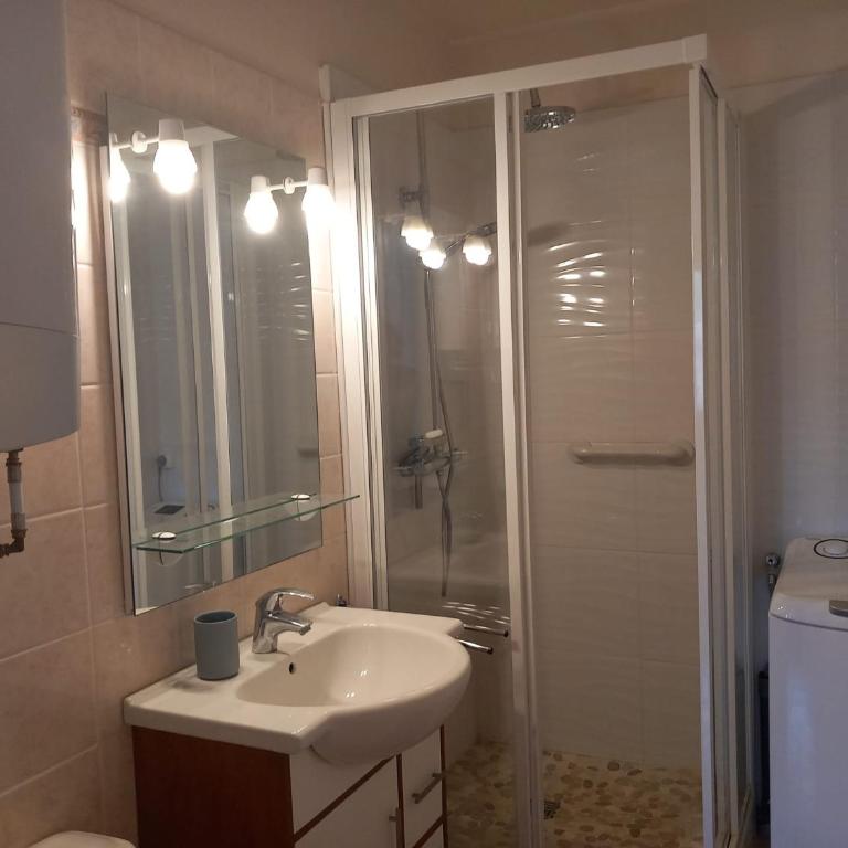 agreable appartement proche plages - Appartement 2 Chambres - 2