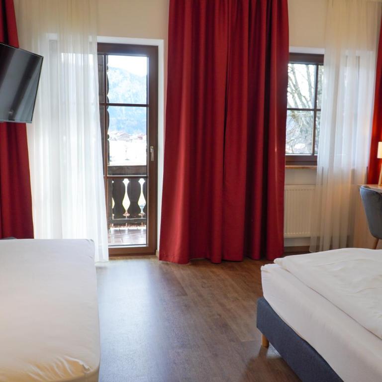 Landgasthof Schwarzberg - Superior Dreibettzimmer - 3