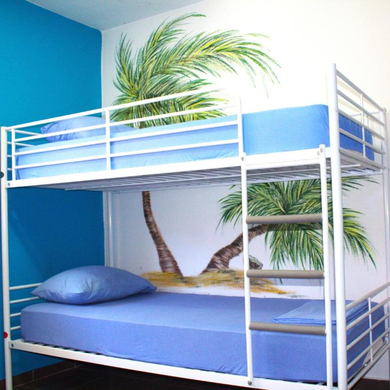 TravelBreak - Bed in 4-Bed Mixed Dormitory Room - 1