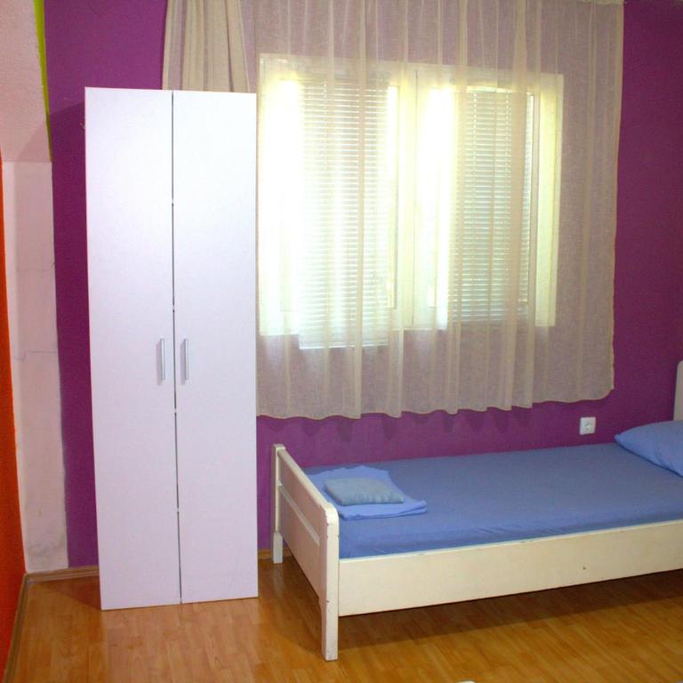 TravelBreak - Twin Room with Shared Toilet - 1