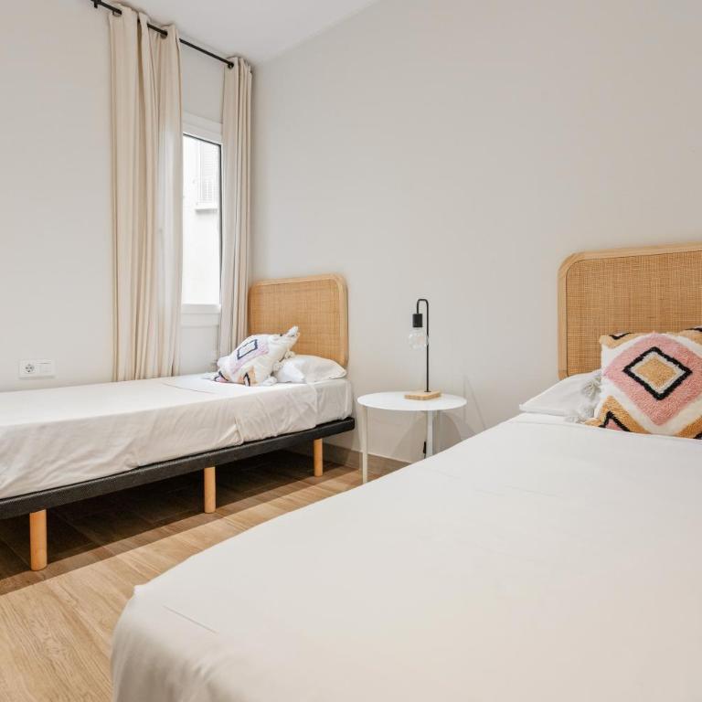 Flateli Espronceda 32 - Three-Bedroom Apartment - 7