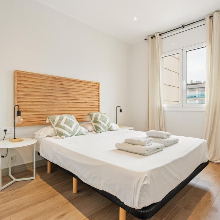 Flateli Espronceda 32 - Three-Bedroom Apartment - 4