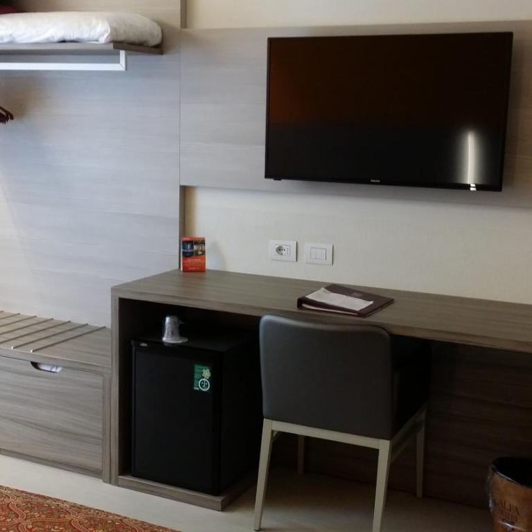 Alfa Fiera Hotel - Camera Tripla Comfort - 13
