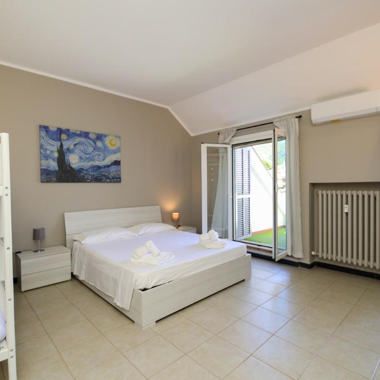 Penthouses with Parking in Palazzo San Paolo By ML WHITE HOUSE - One-Bedroom Apartment - 11