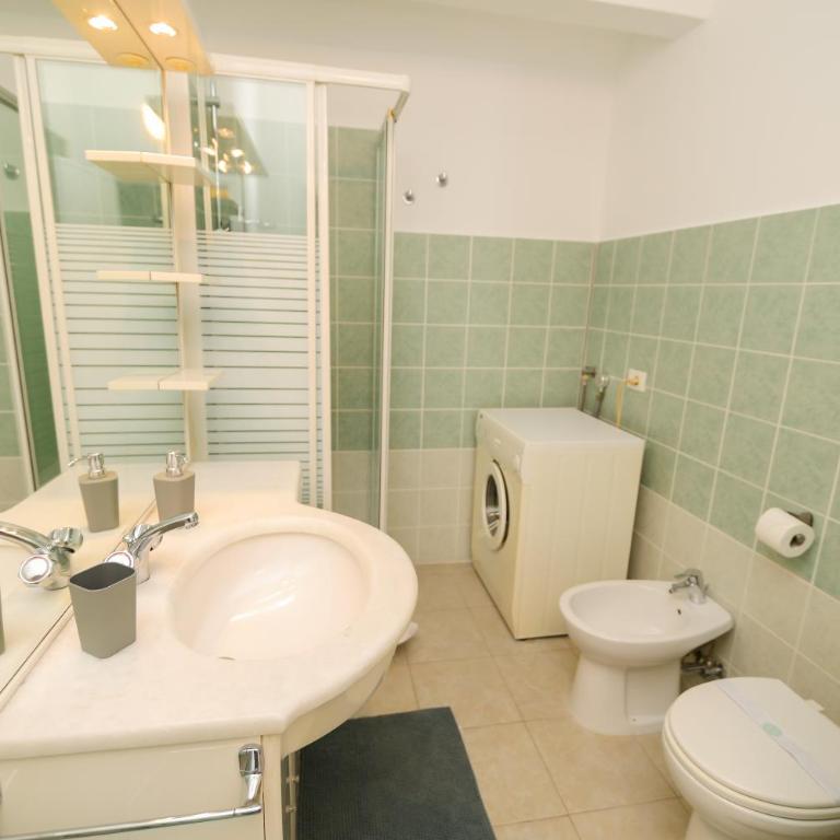 Penthouses with Parking in Palazzo San Paolo By ML WHITE HOUSE - One-Bedroom Apartment - 14