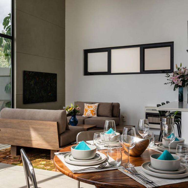 Casa Altamira, Stylish 1BR Loft with City Views in Centro - One-Bedroom House - 30