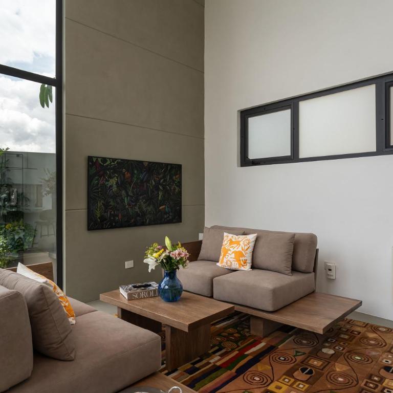 Casa Altamira, Stylish 1BR Loft with City Views in Centro - One-Bedroom House - 24