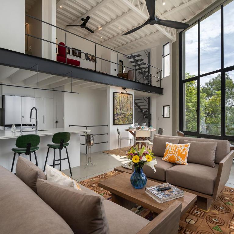 Casa Altamira, Stylish 1BR Loft with City Views in Centro - One-Bedroom House - 4