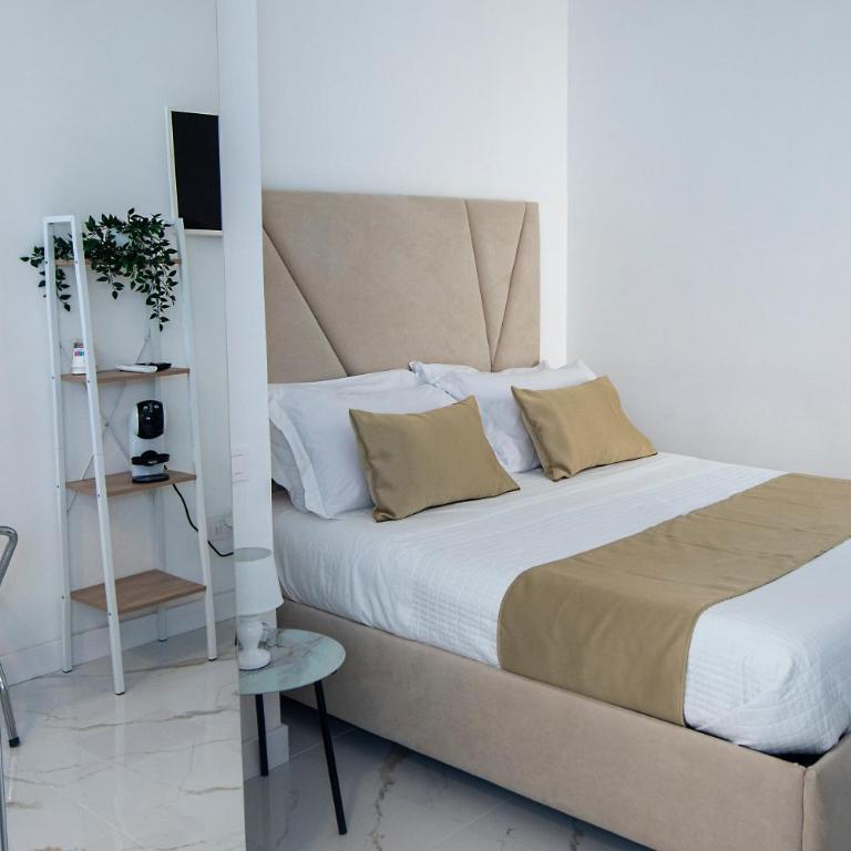 BeB Le Sirene - Deluxe Double Room - 10