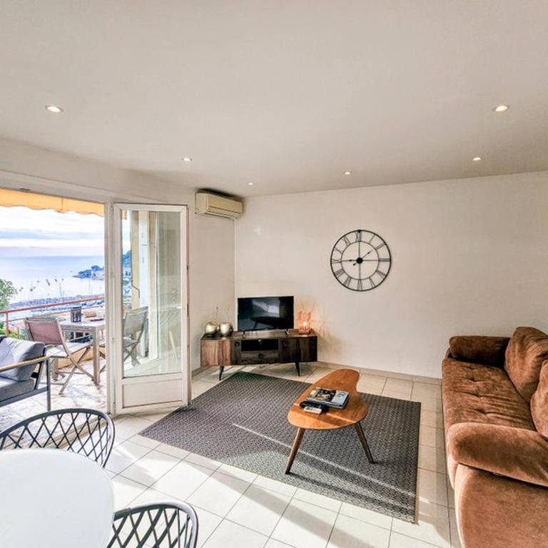 Beau 2 pieces avec vue imprenable sur la rade - Appartement - 6