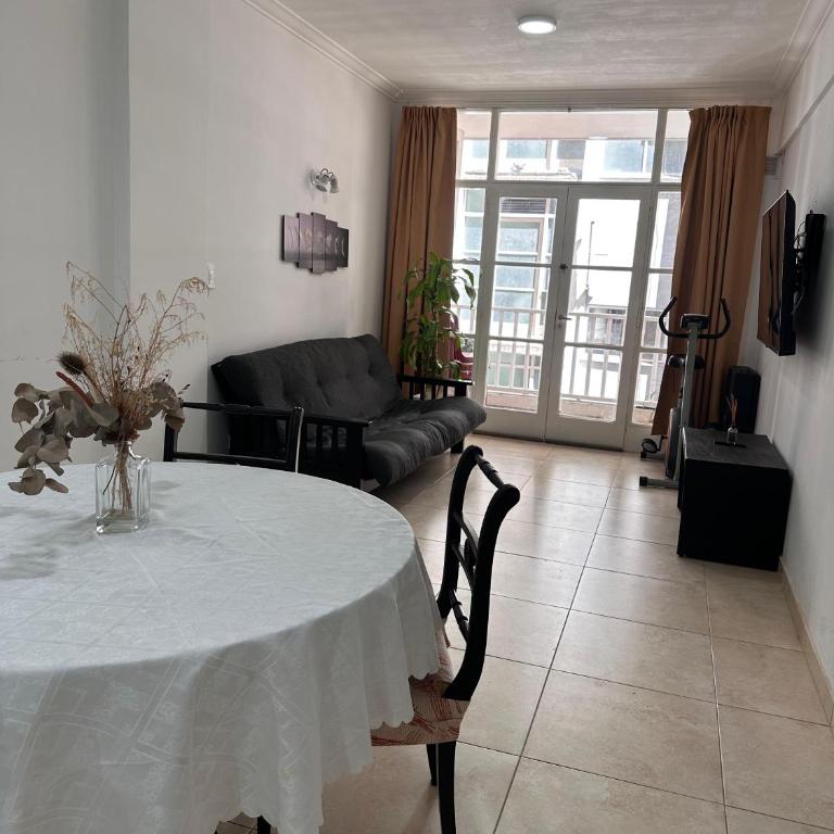 Excelente departamento, frente al mar - Apartamento de 2 dormitorios - 6
