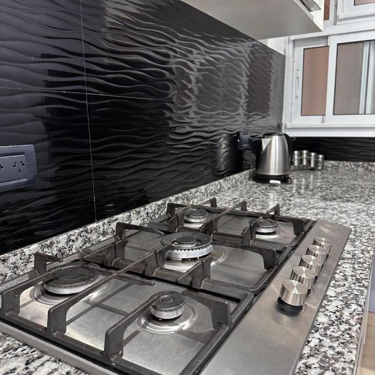 Excelente departamento, frente al mar - Two-Bedroom Apartment - 16