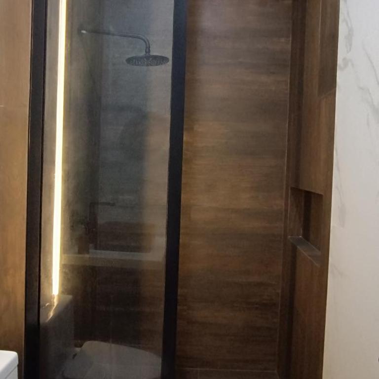 Friendly house - Five-Bedroom House - 25