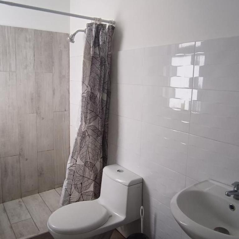 Friendly house - Five-Bedroom House - 34
