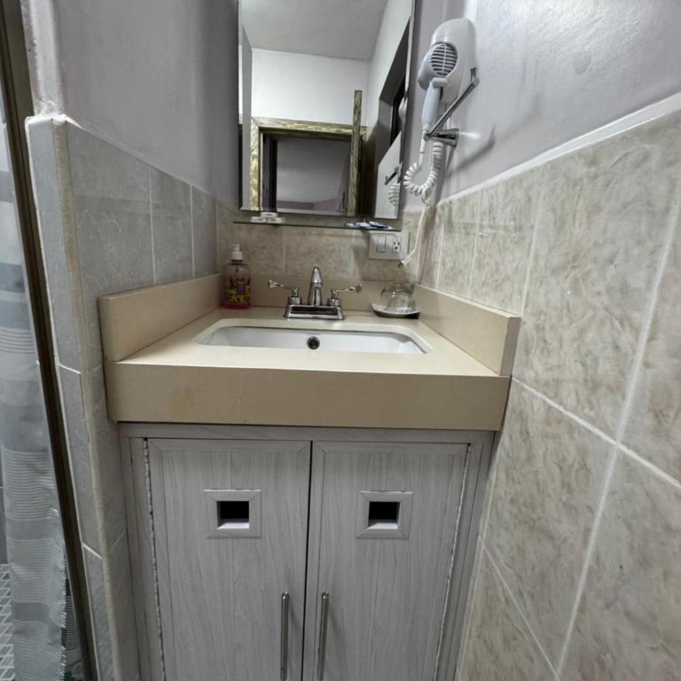 Casa Lunamar - Double Room with Private Bathroom - 22