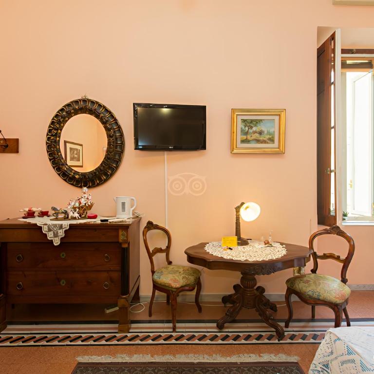 B&B Atmosfere Del Centro Storico - Camera Matrimoniale - 2