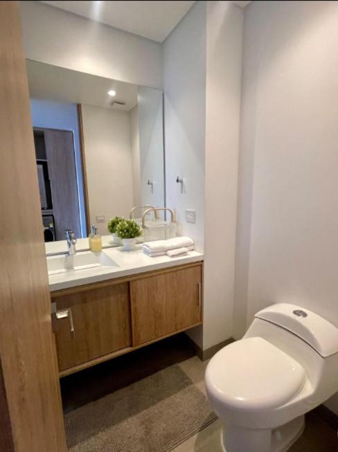 Aparta-estudio Corferias más Parqueadero gratis - Apartamento de 1 dormitorio - 17