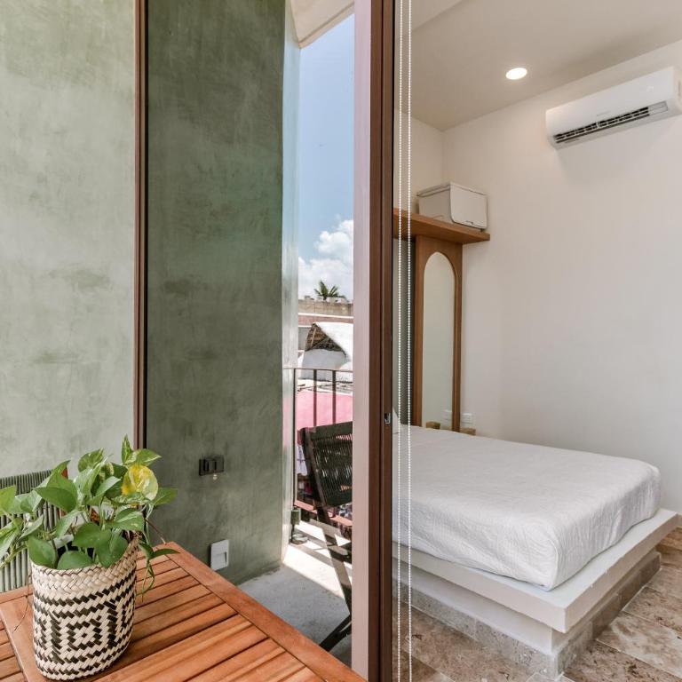 Florita39 - Suite with Balcony - 2