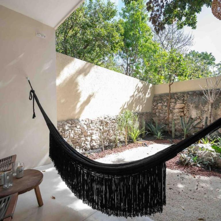 Luxury Heaven in Merida Poolside Bliss in La Ermita - Four-Bedroom House - 10