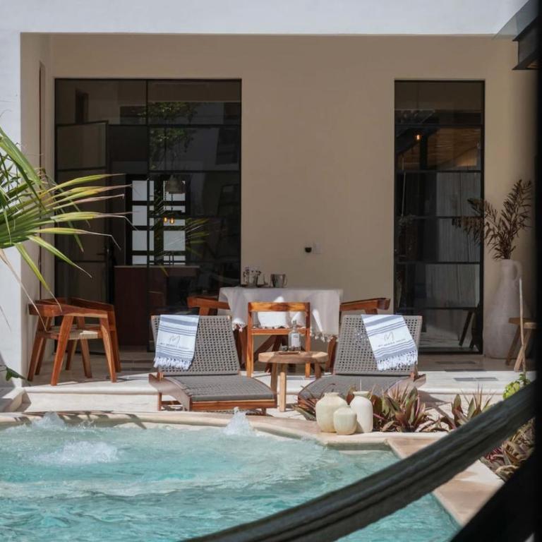 Luxury Heaven in Merida Poolside Bliss in La Ermita - Four-Bedroom House - 22