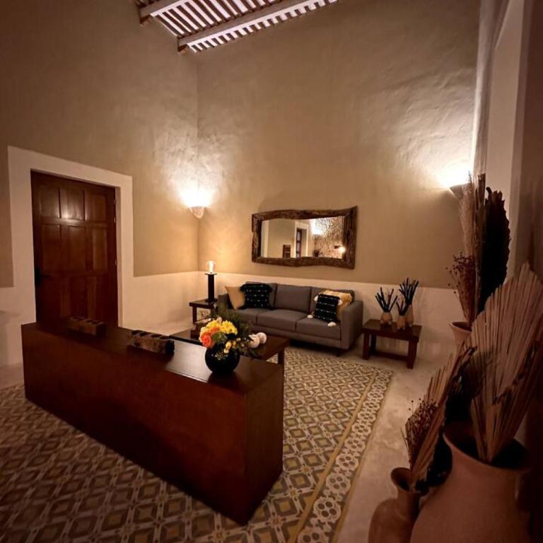 Luxury Heaven in Merida Poolside Bliss in La Ermita - Four-Bedroom House - 40