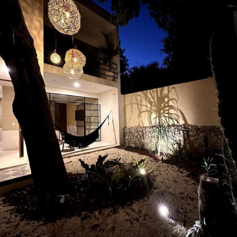 Luxury Heaven in Merida Poolside Bliss in La Ermita - Four-Bedroom House - 43
