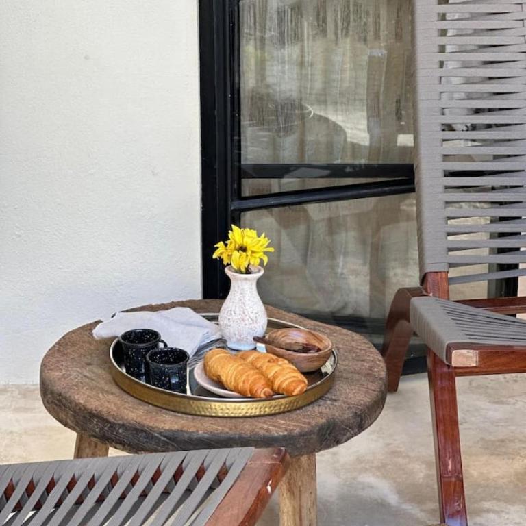 Luxury Heaven in Merida Poolside Bliss in La Ermita - Four-Bedroom House - 46
