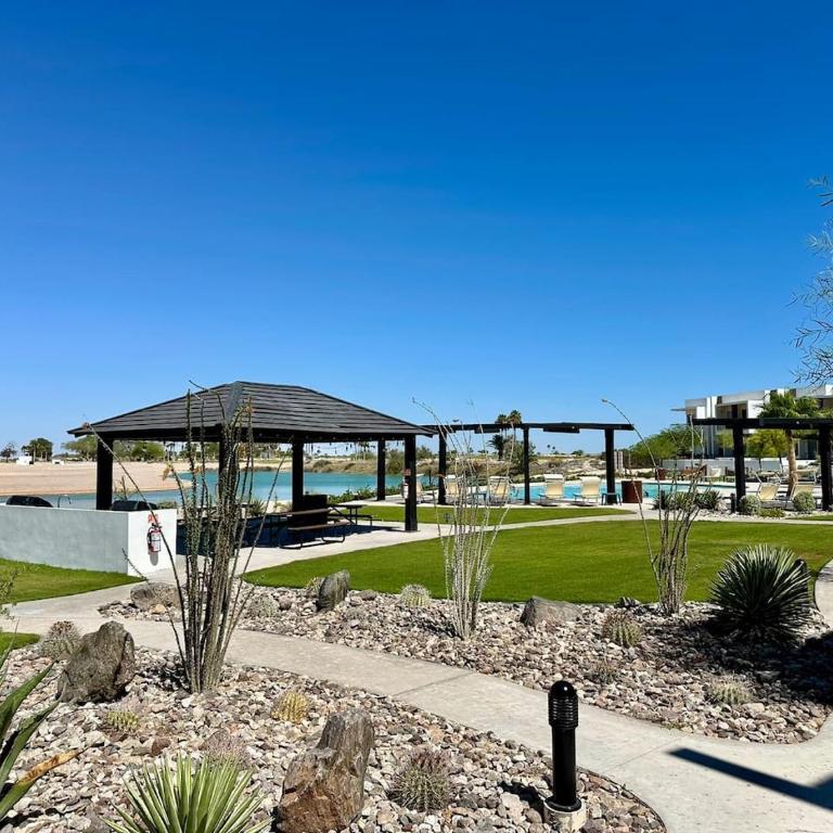 Relaxing Family Spot Pool Lagoon Beach Walk A7 - Two-Bedroom House - 9