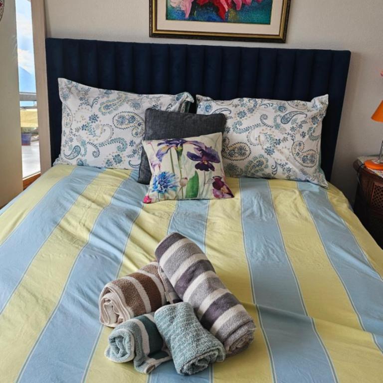 Appartement meublé à louer à Nax - Zimmer mit Kingsize-Bett und Bergblick - 15