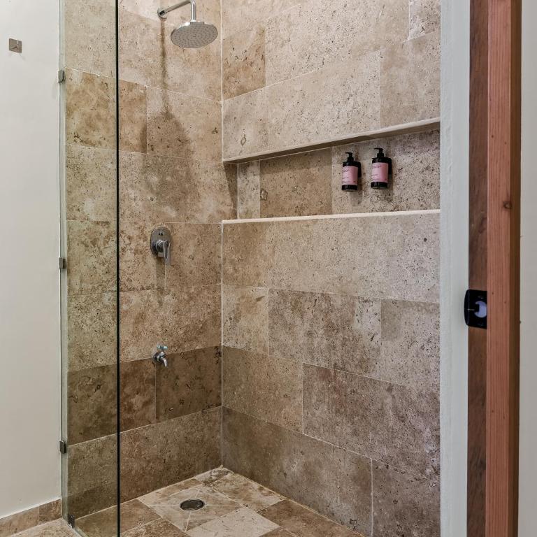 Florita39 - Suite with Balcony - 8