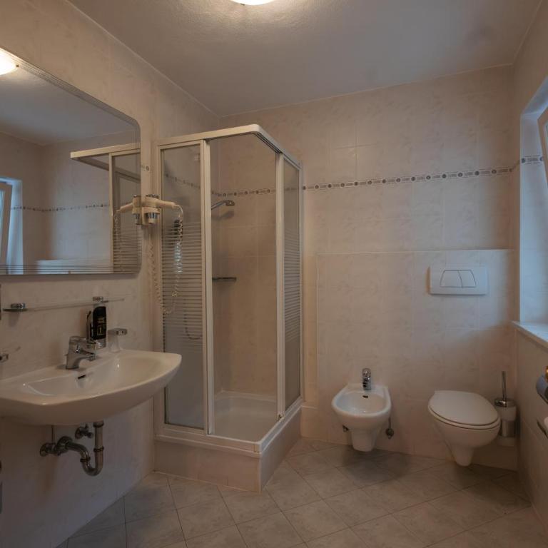 Hotel Marlingerhof - Superior Doppelzimmer mit Balkon - 4