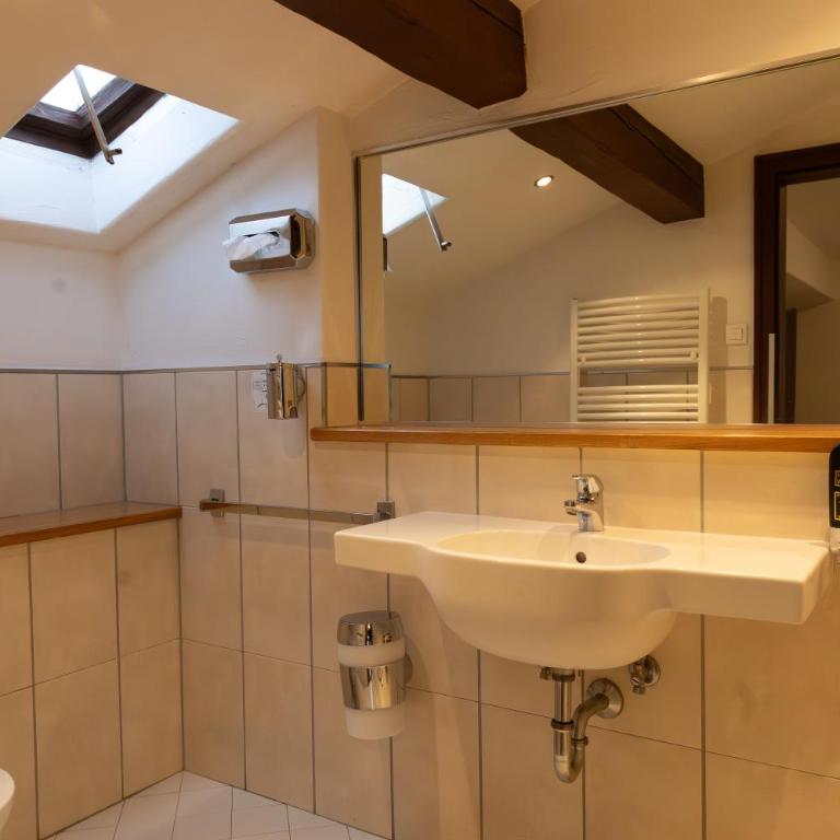 Hotel Marlingerhof - Standard Doppelzimmer mit Balkon - 14