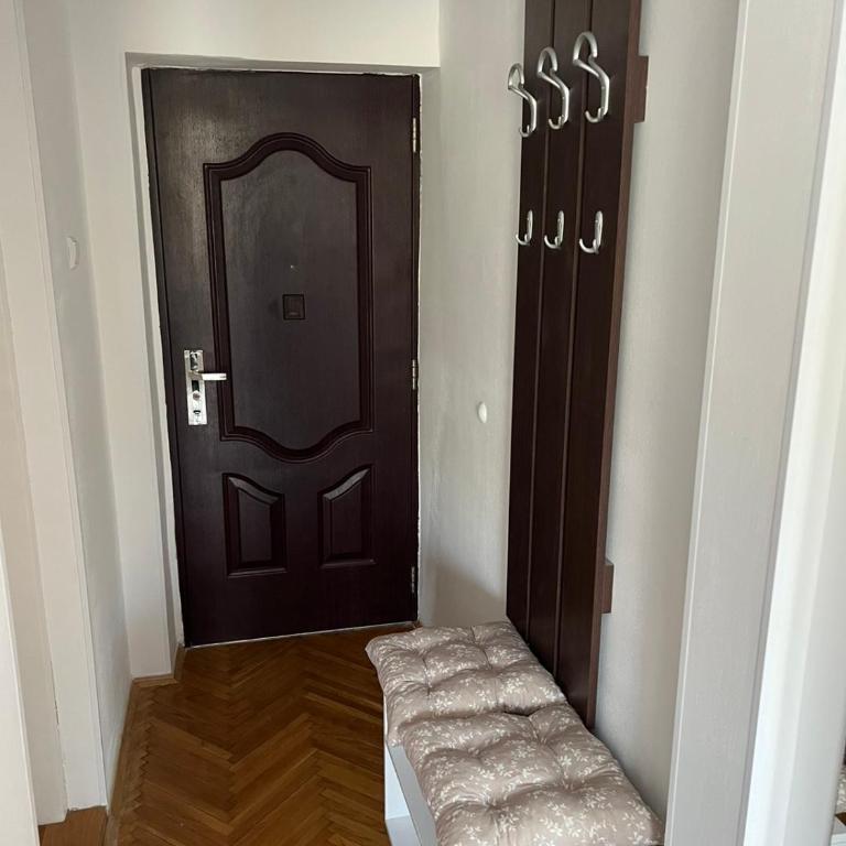Apartment 272 Grbavica - Apartman sa 1 Spavaćom Sobom - 6