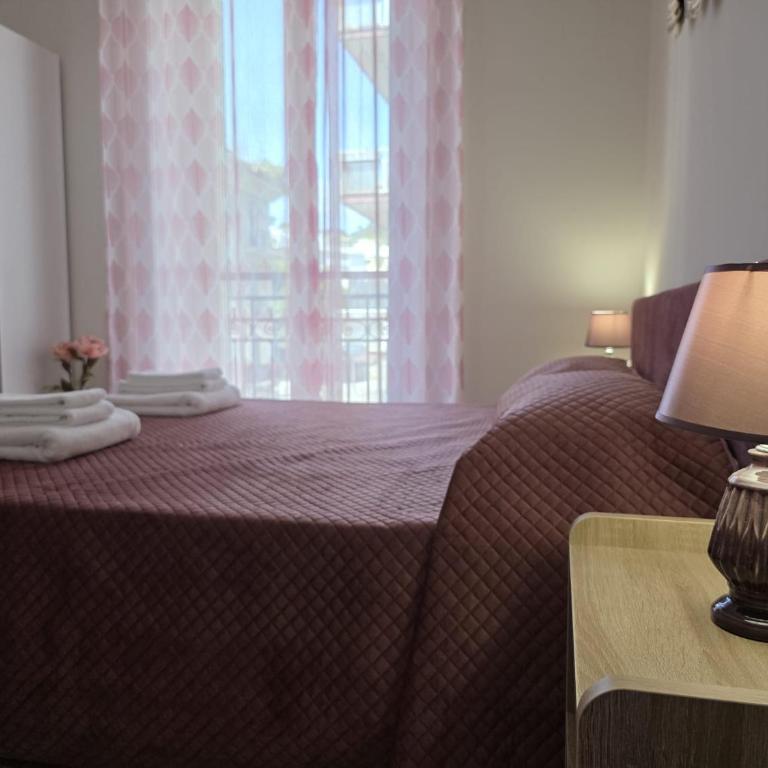 La Maison dello Stretto - Camera Matrimoniale con Bagno Privato - 2