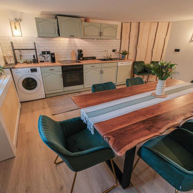 Alpino STAY Geräumige Ferienwohnung am Alpsee mit Garten - Apartment mit 2 Schlafzimmern - 1