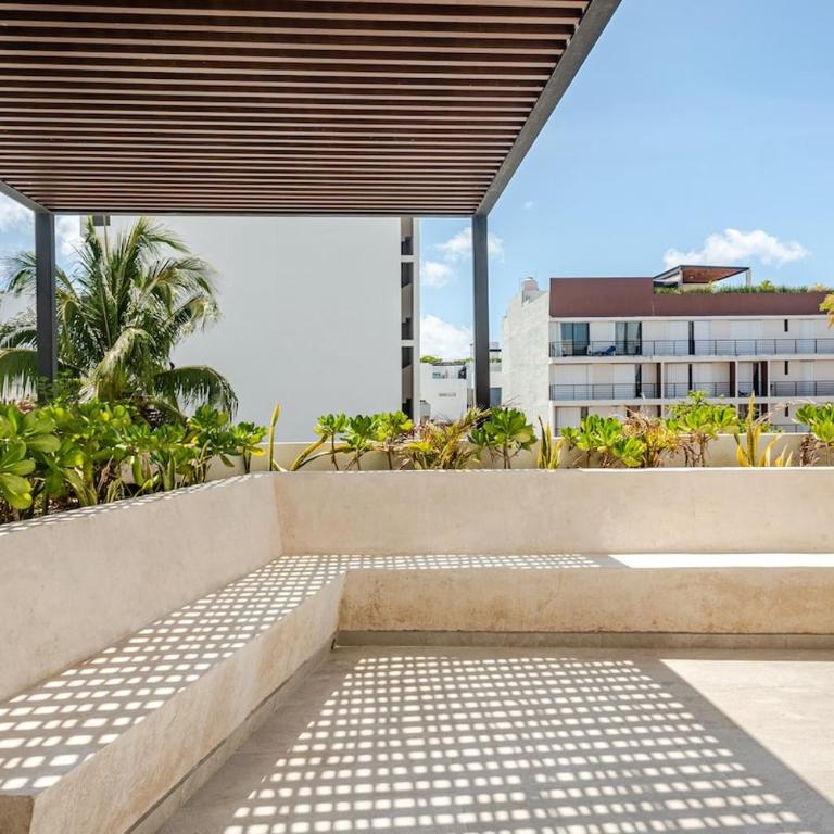 Charming equipped studio near 5th Avenue - One-Bedroom Apartment - 9