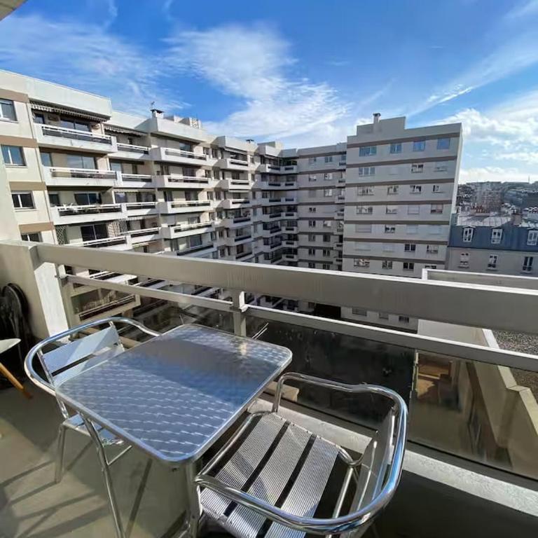 Sunny Oberkampf Escape | Balcony & Views - Apartamento - 4