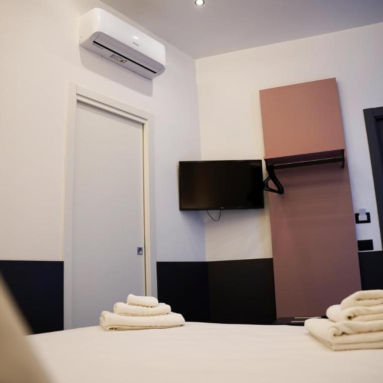 Vibes Suite - Camera Matrimoniale con Bagno Privato - 7