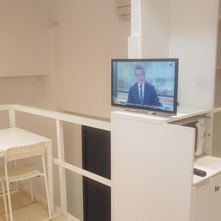 016 DUPLEX centric - Two-Bedroom Apartment - 10