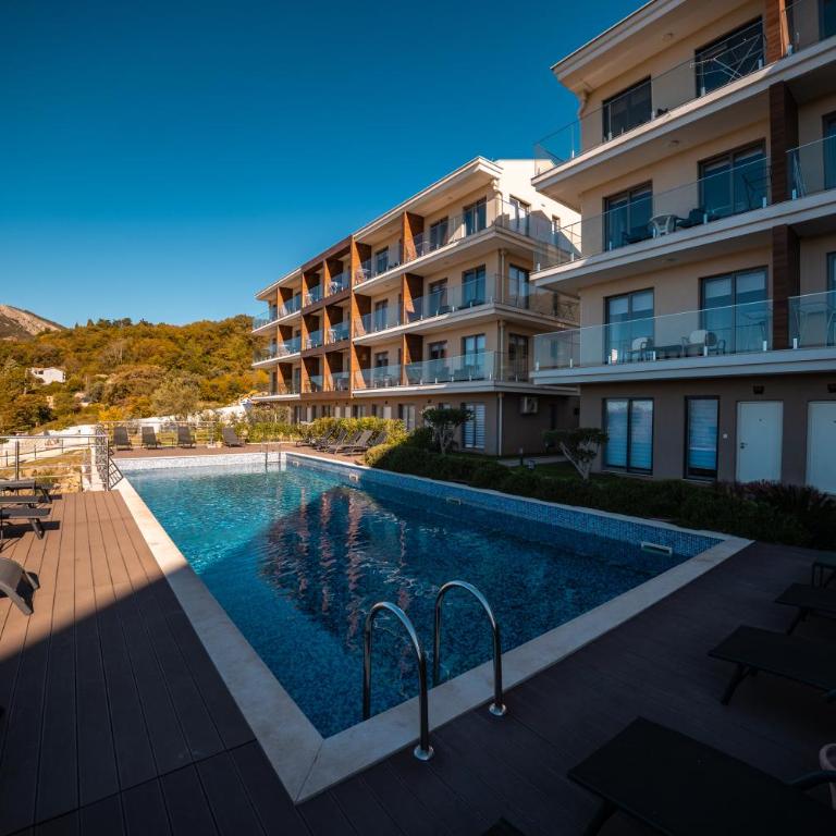 SeaView Suite with Pool near Tivat Airport by Solea Vacation Homes - One-Bedroom Apartment - 8