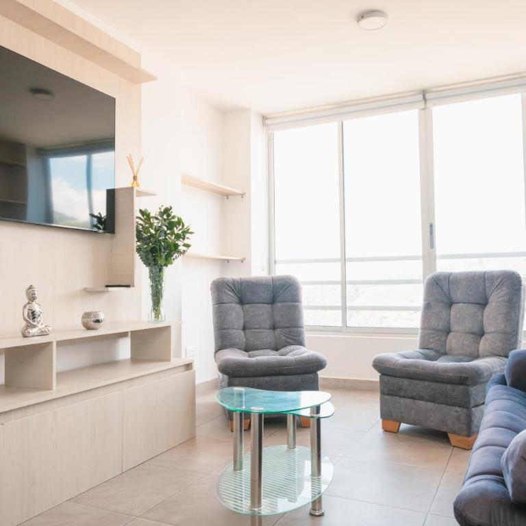 Zona Rosa y Sector TURISTICO - Apartamento de 2 dormitorios - 1