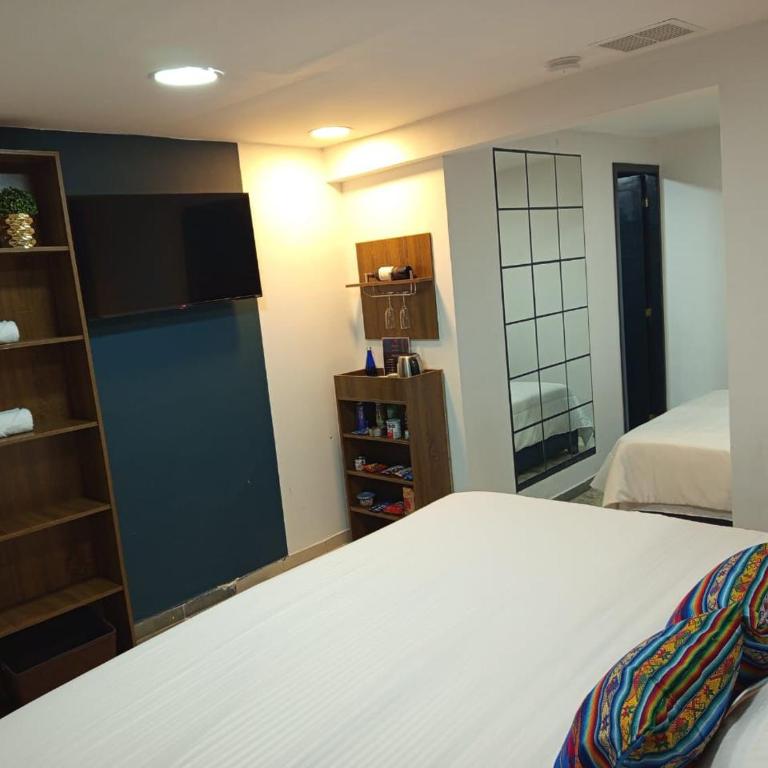 Herencia Hotel by Dream Vacation - Quadruple Room with Private Bathroom - 1