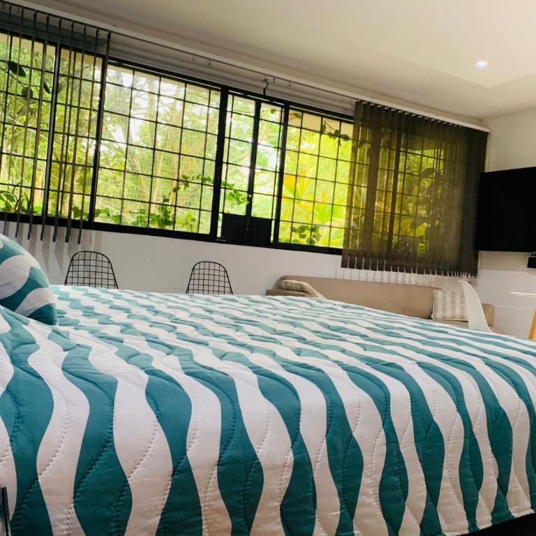 Aparta Hotel LOFT Campestre Jacuzzi Poblado apt 107 - One-Bedroom Apartment - 6