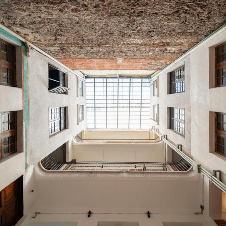 DH1 VIP ROOM in Downtown, Best Location, Private WC - One-Bedroom Apartment - 12